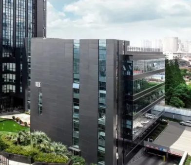 郑州市擎云科技企业官网高防防护架构设计要点解析